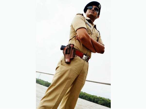  മുഖം നോക്കാതെ