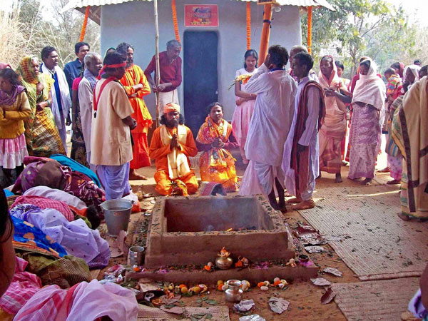 ഘര്‍ വാപസികള്‍