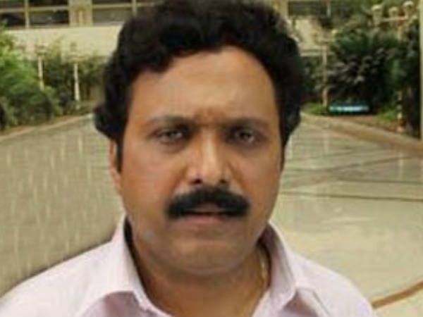 പതിവ് രാഷ്ട്രീയ ഡയലോഗ് അല്ല