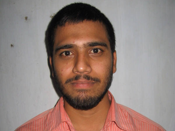 ഇസ്ഹര്‍ ഖാന്‍