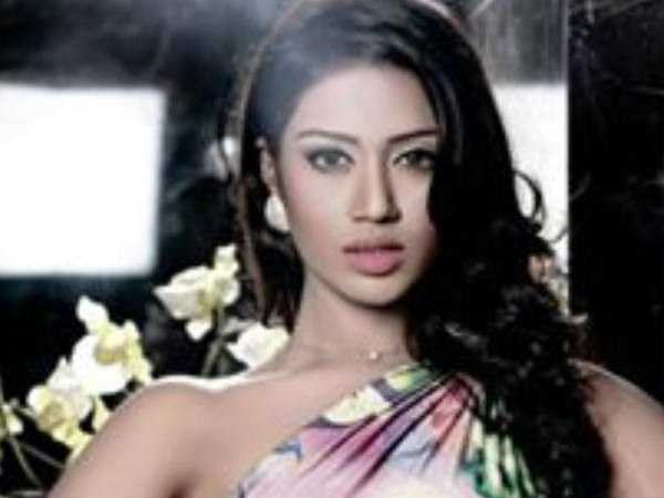 നിവേത നിവേത