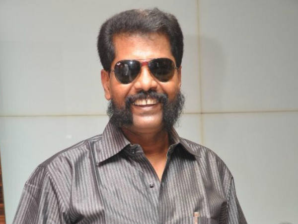 നക്കീരന് കൈയ്യൊഴിഞ്ഞു നക്കീരന് കൈയ്യൊഴിഞ്ഞു