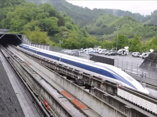 train.jpg -Properties train.jpg -Properties