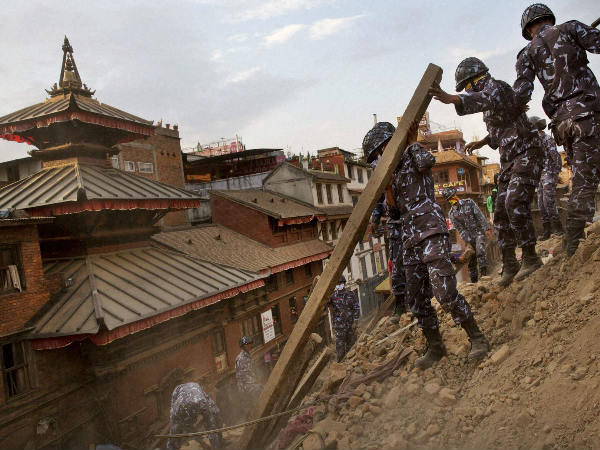 മണ്‍മറിഞ്ഞ ചരിത്രം