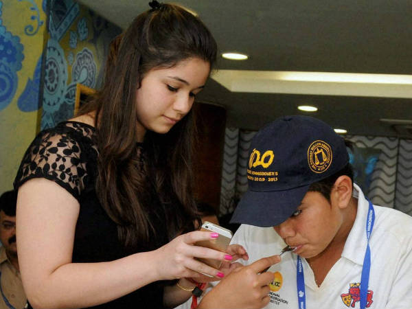 മകള്‍ പഠിക്കട്ടെ