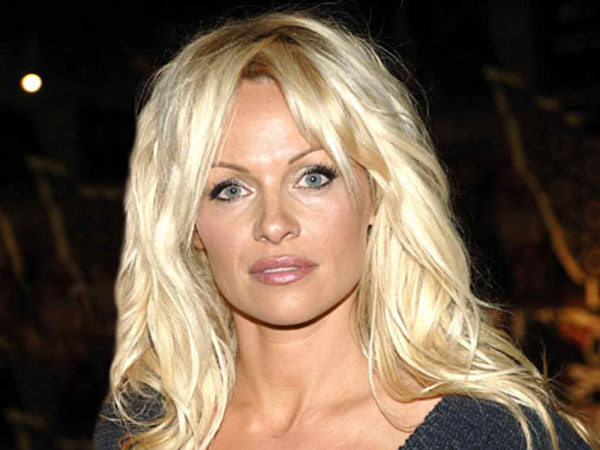 ആന ആന ആന