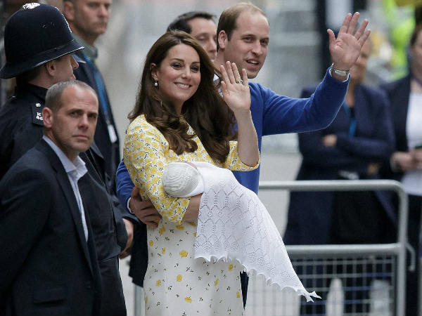 പിങ്കില്‍ കുളിച്ച് ബ്രിട്ടണ്‍