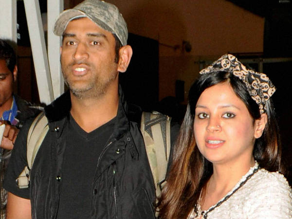 ഇതാദ്യമല്ല പണി