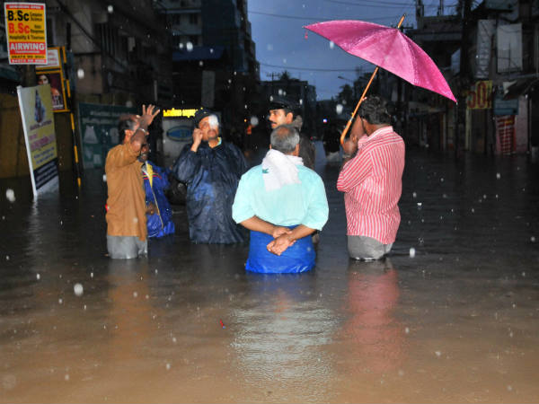 കളക്ടര്‍ ഇറങ്ങിയപ്പോള്‍