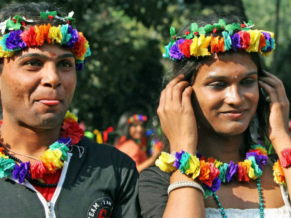 കുടുംബക്കാര്‍ തന്നെ