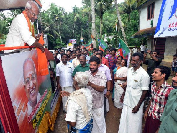 ബിജെപിയെ കുറ്റം പറയാനും പറ്റില്ല