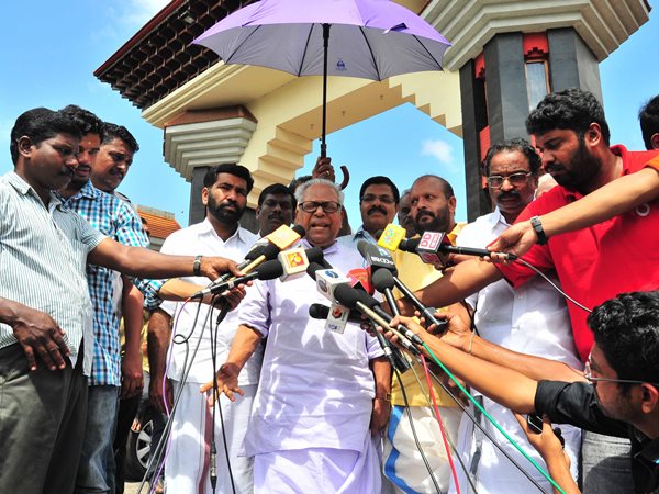 VS Walkout VS Walkout