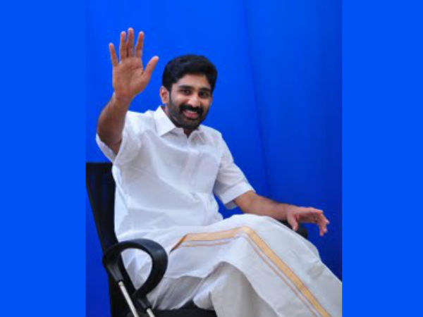 അമിട്ട് ഷാജി, ഡംഭുമാമ