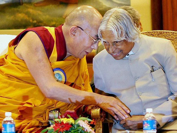 ജനങ്ങളുടെ ആദരം