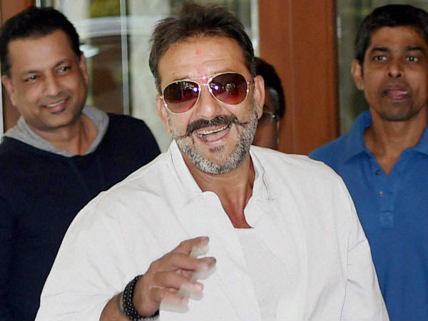  മാസത്തില്‍ ഒരുതവണ കാണാം