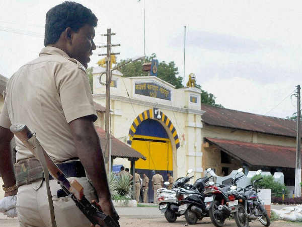 ജയില്‍ ഞെട്ടി