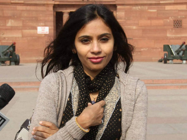 ദേവയാനി എത്തിയത് ഇങ്ങനെ