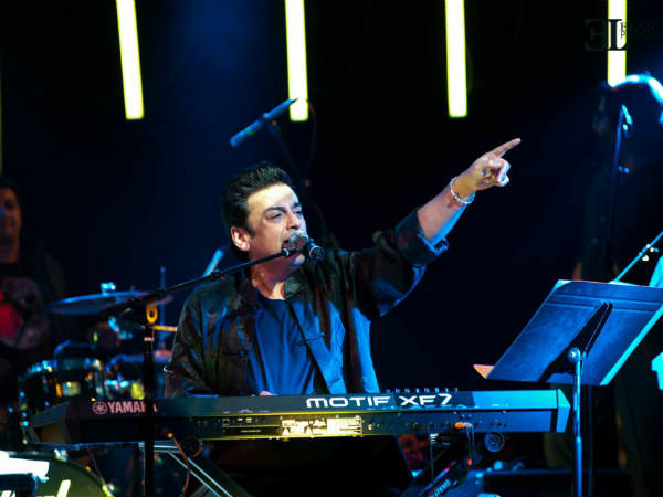 മലയാളത്തിലും