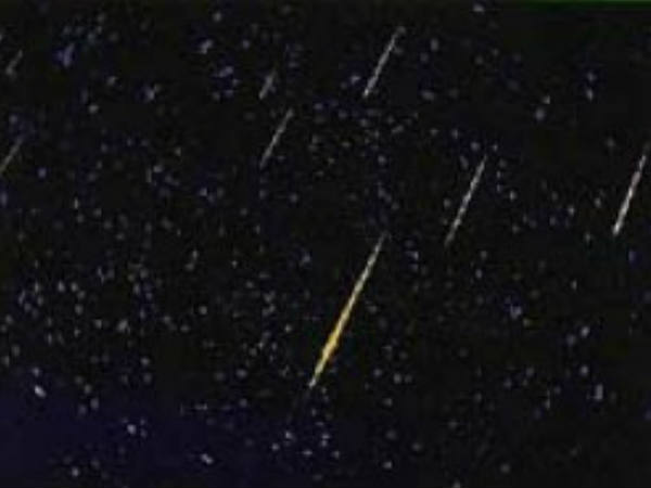 ന്യൂ മൂണ്‍ സമയത്താ കാണാം