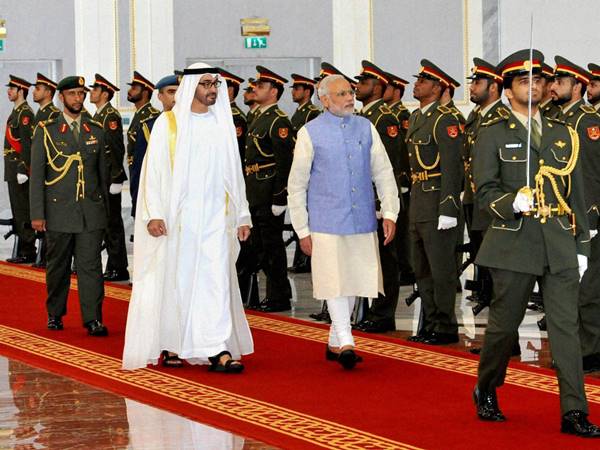 ഗാര്‍ഡ് ഓഫ് ഓണര്‍, ആചാരവെടി