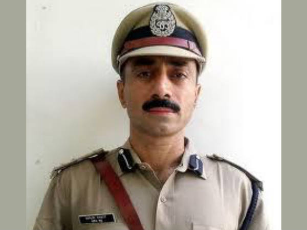 ജോലിക്ക് ഹാജരാവത്തത്