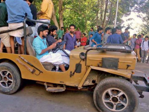 ബന്ധമില്ലെങ്കില് ചിത്രം എന്തിന് നീക്കി ബന്ധമില്ലെങ്കില് ചിത്രം എന്തിന് നീക്കി