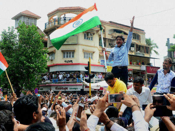 ഹര്‍ദിക് ആണെന്നും അല്ലെന്നും