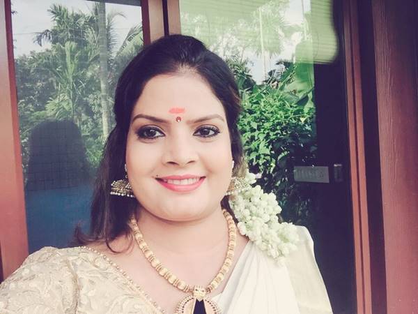 സ്ത്രീ വിരുദ്ധം
