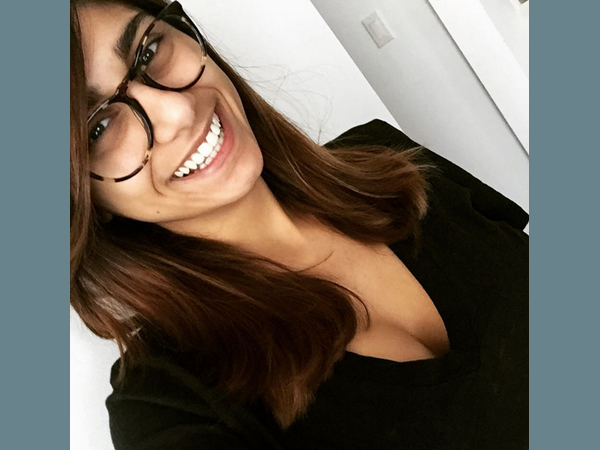 22 കാരിയായ മിയ