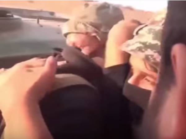 ഗത്യന്തരമില്ലാതെ ഗത്യന്തരമില്ലാതെ