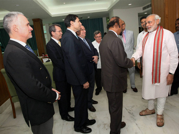 പ്രകടനം ഇങ്ങനെ