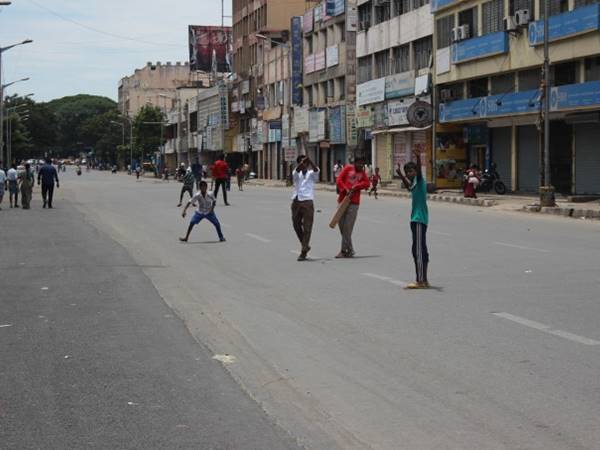 ബി എം ടി സി ബസുകള്‍ ഇല്ല