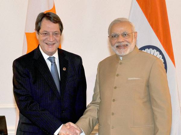 ഇന്ത്യ ഡിജിറ്റല്‍ വേള്‍ഡ്