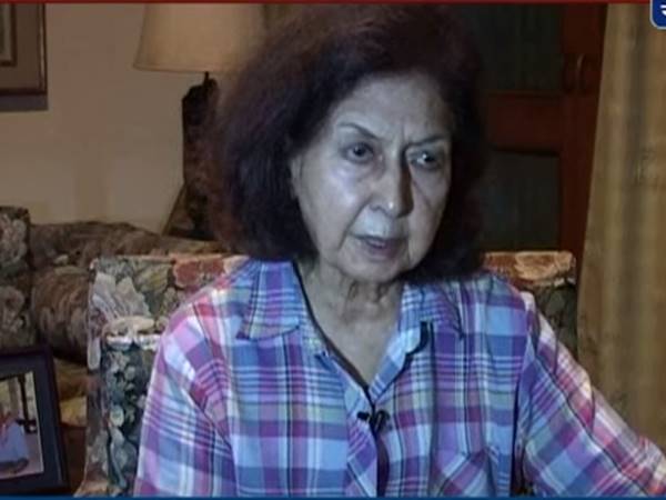 ഒറ്റയ്ക്കല്ല