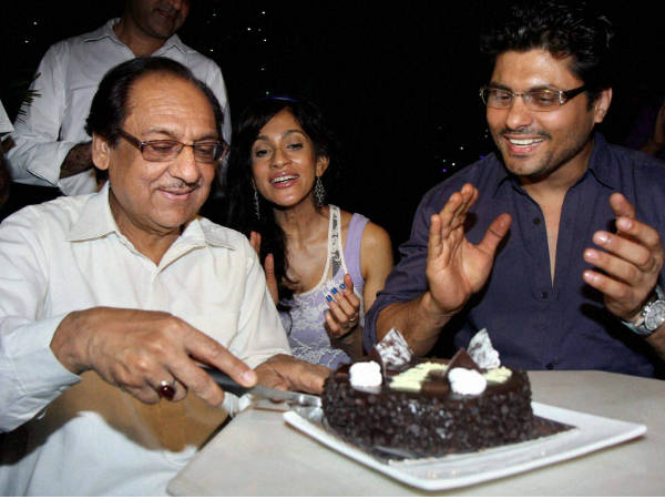  റേഡിയോ ലാഹോര്‍