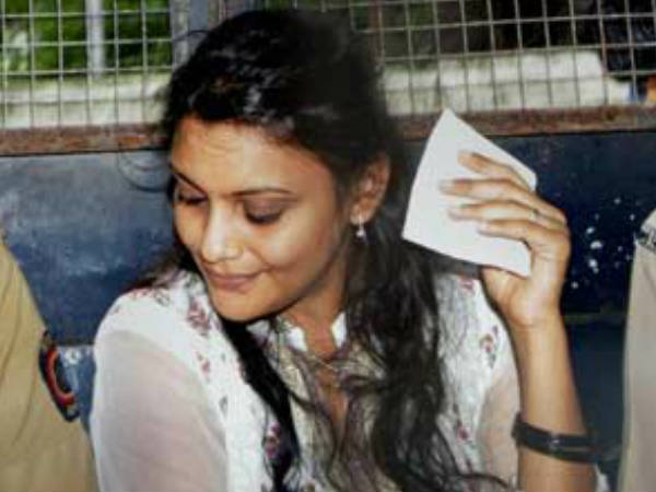 അറസ്റ്റ് എവിടെ നിന്ന്