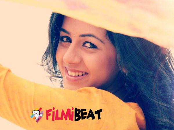 മലയാളത്തിലേക്ക്