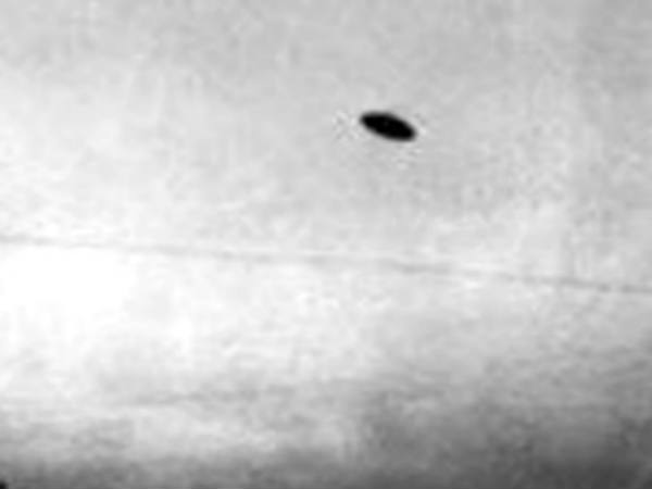 വീണ്ടും പറക്കുംതളിക