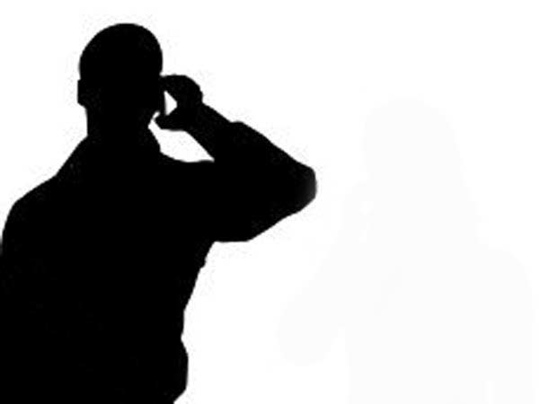 മൊബൈല്‍ ഫോണില്ല, സമ്പാദ്യശീലമുണ്ട്