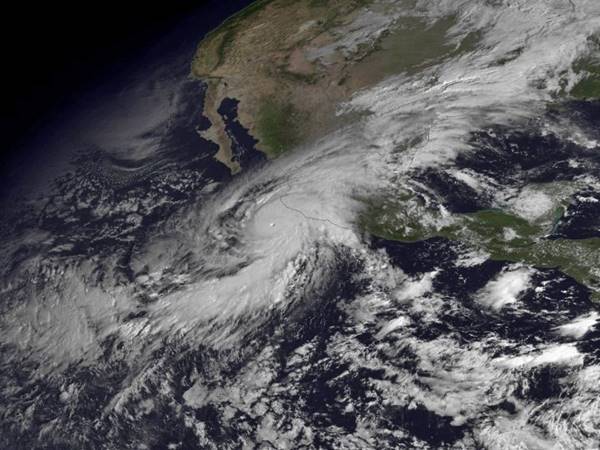 കനത്ത മഴ, വെള്ളപ്പൊക്കം