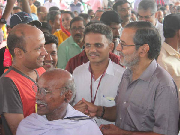 മുന്നറിയിപ്പ് നായ്ക്കള്‍ക്കോ മൃഗസ്‌നേഹികള്‍ക്കോ