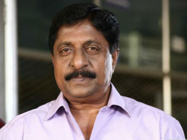 രണ്ടു പോസ്റ്റുകളും വ്യാജം