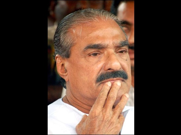 മുറവിളി തുടങ്ങി