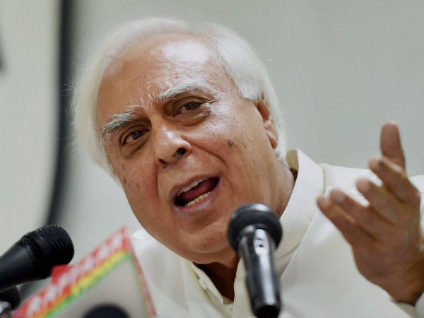 സിറ്റിംഗിന് ഏഴര ലക്ഷം