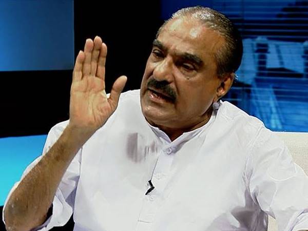  കോണ്‍ഗ്രസ്സുകാരനായ മാണി