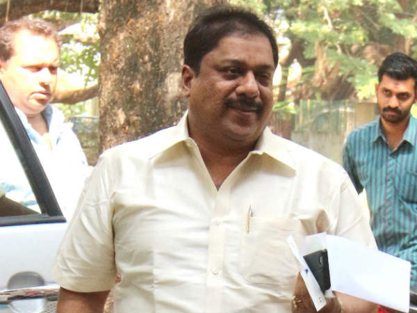 ആസ്തി വെളിപ്പെടുത്തണം