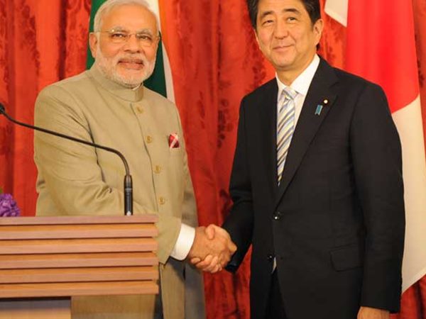 ഇരുവരുടെയും ചിത്രങ്ങള്‍