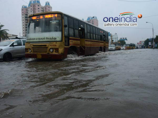 സ്‌കൂളുകള്‍ അടച്ചിട്ടു