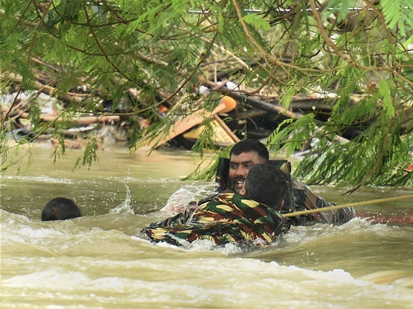 ഭക്ഷണവും വെള്ളവും