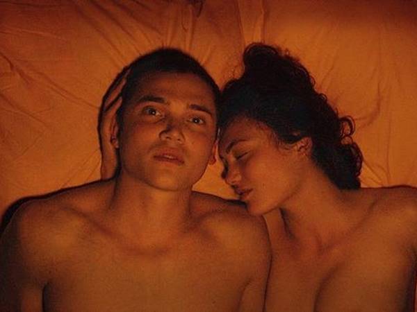 വിവാദ സിനിമ